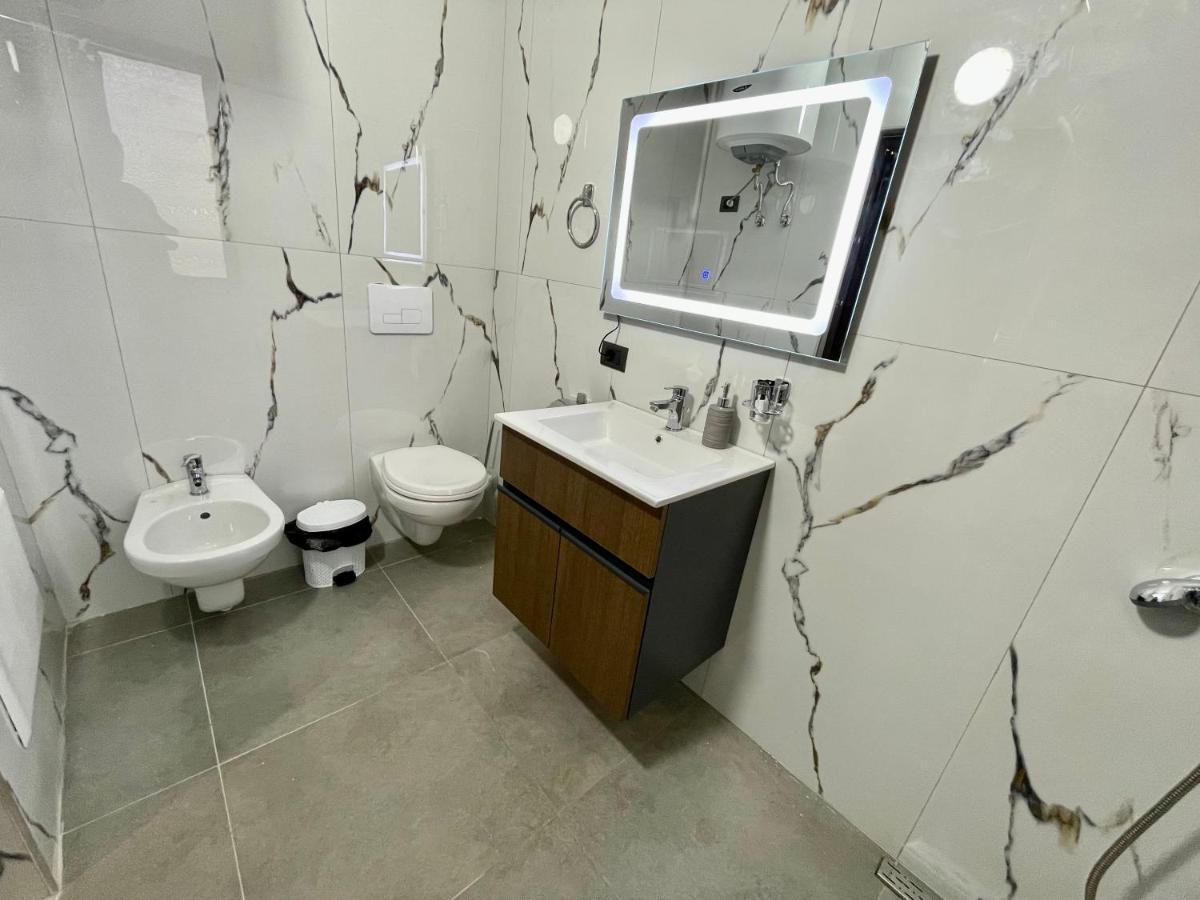 Keon Superb Studio Apartament Tirana Exterior foto